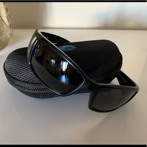 Costa Del Mar Blackfin 580G sunglasses